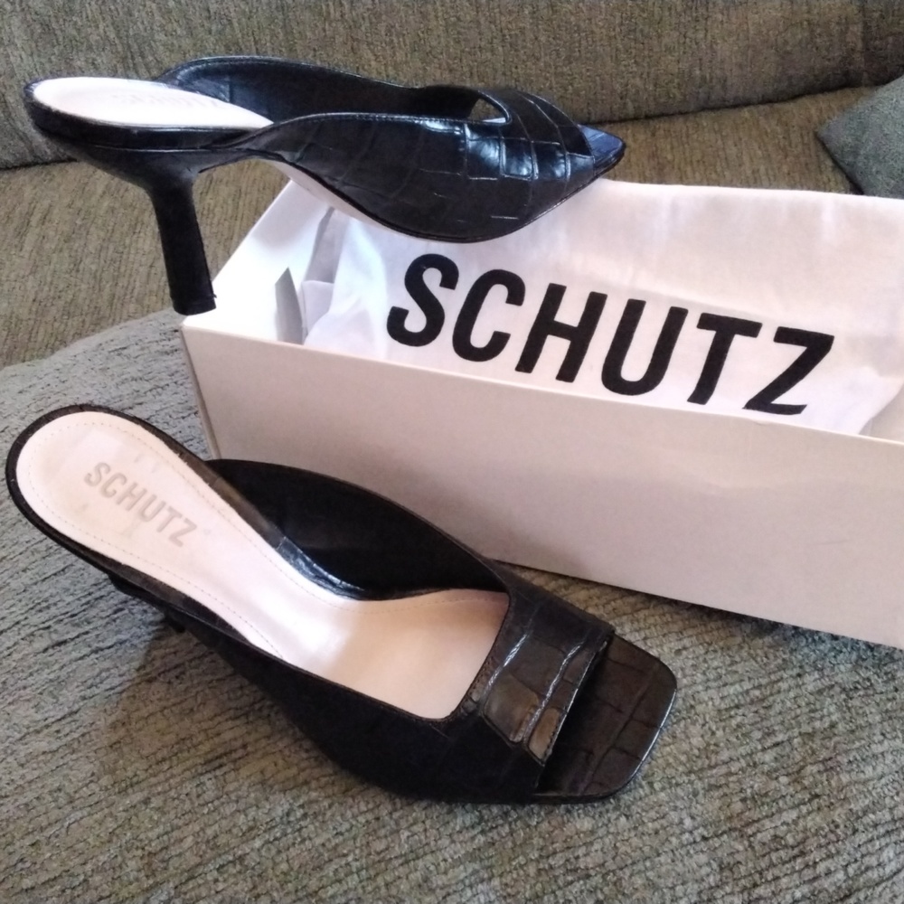 Schutz Agape Slide High Heel Black Crocodile Sandals 9.5 Med. Dust Bag incld